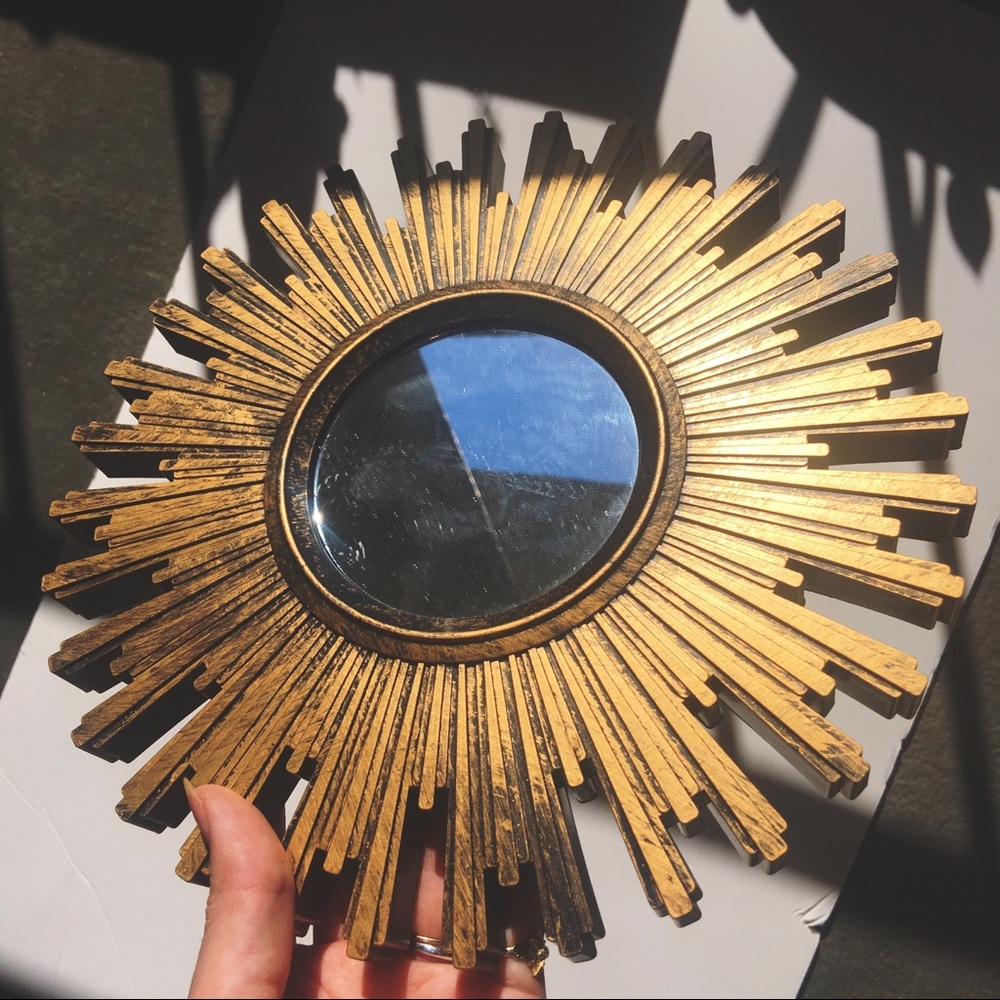 SOLD❤️ Antique Style Faux Brass Mirror - Picture 2 of 8